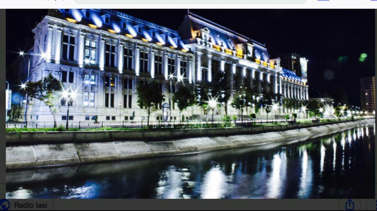 Eric Apartment Bucarest Esterno foto
