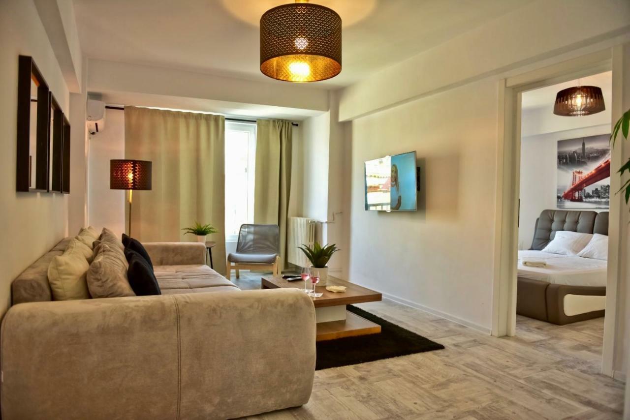 Eric Apartment Bucarest Esterno foto